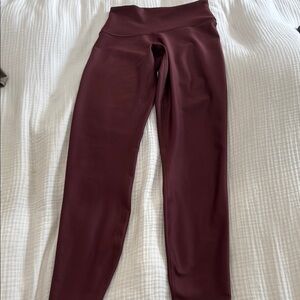 ALO Yoga Burgundy Leggings